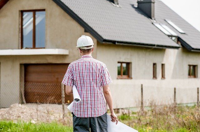 A New Homeowner’s Guide to Working with Contractors